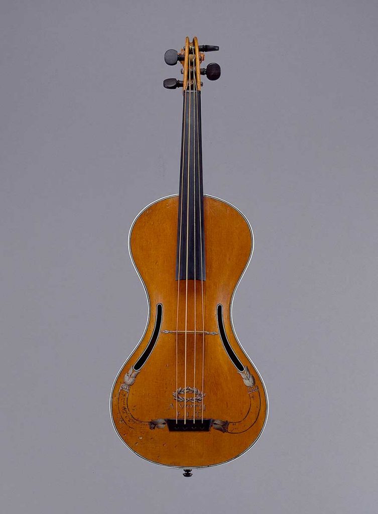 Le violon et les autres types d'intruments associés au violon